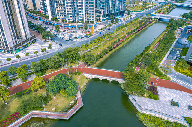 深圳透水混凝土地坪  一站式服務(wù)商